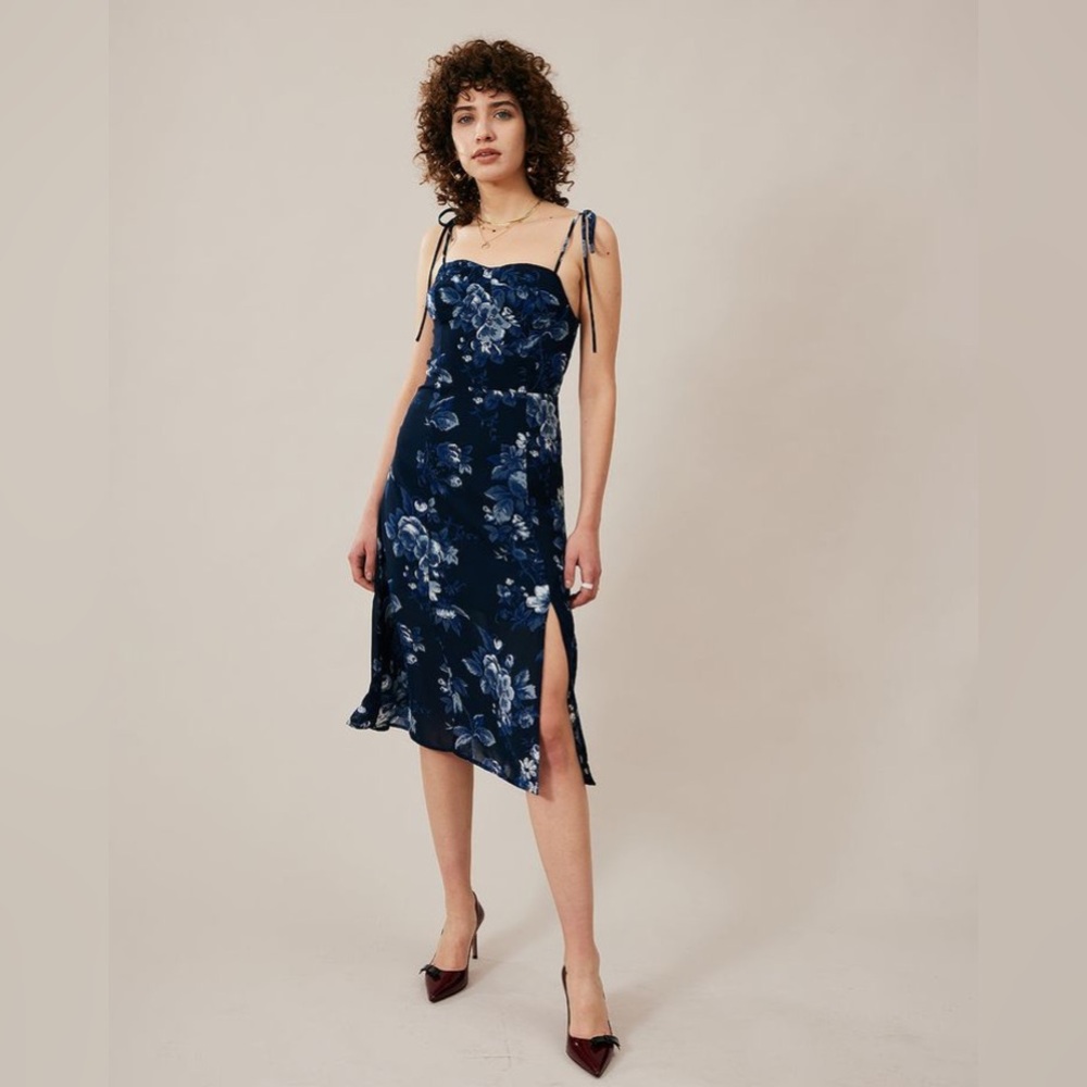RIHOAS, The Tie Strap Floral Split Dress - Navy Blue / S